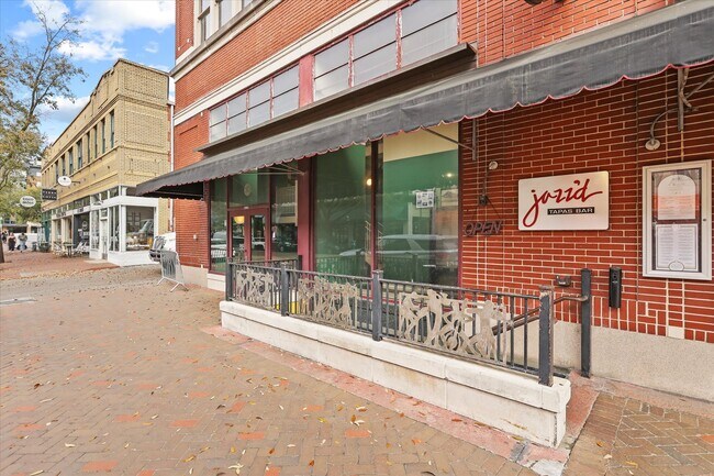 Photo - 122 W Broughton St Unit 206