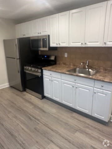 Building Photo - 15 Main St Unit 3 Rental