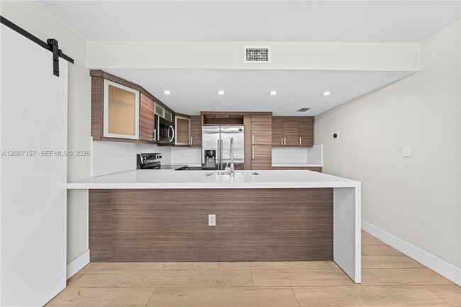 Photo - 6480 Miami Lakes Dr