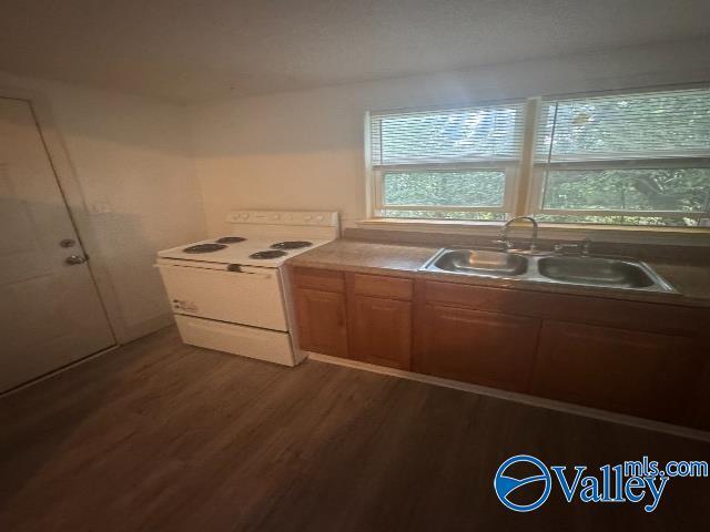 Photo - 3507 Bradley St SW
