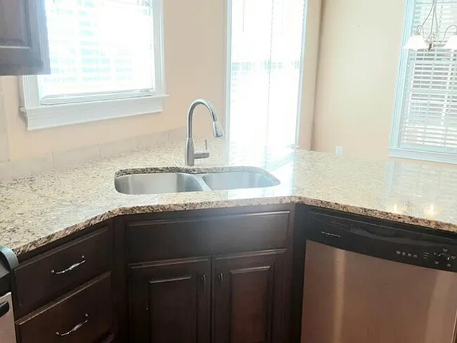 Photo - Perfect Family Home in Central Watkinsville