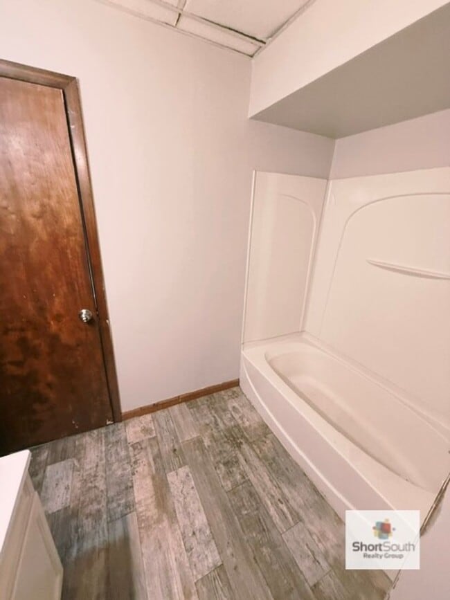Photo - 950 Davis Ave NW Unit 1