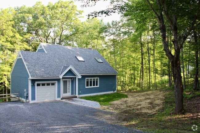 Building Photo - 202 N Ridge Run Rental