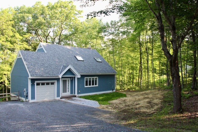 Building Photo - 202 N Ridge Run Rental