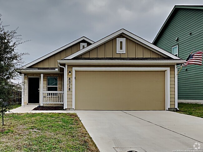 Building Photo - 8518 Amistad Cove Rental