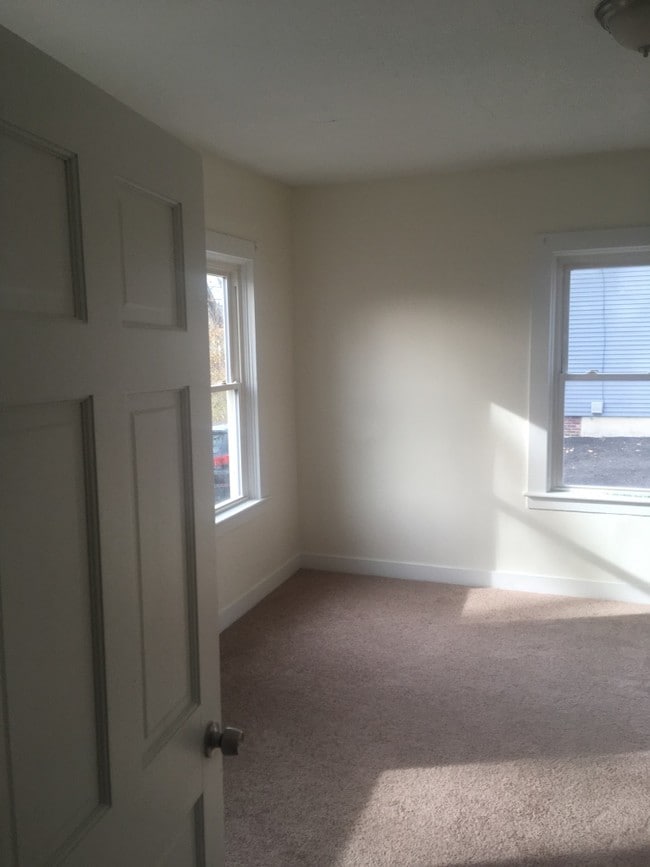 Photo - 148 Walnut St Unit 1