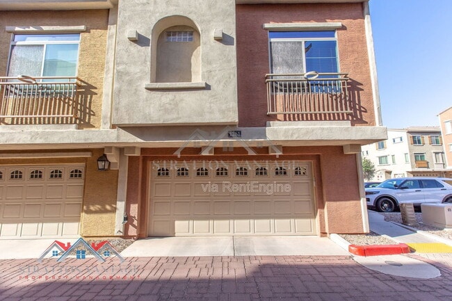 Photo - 240 W Juniper Ave