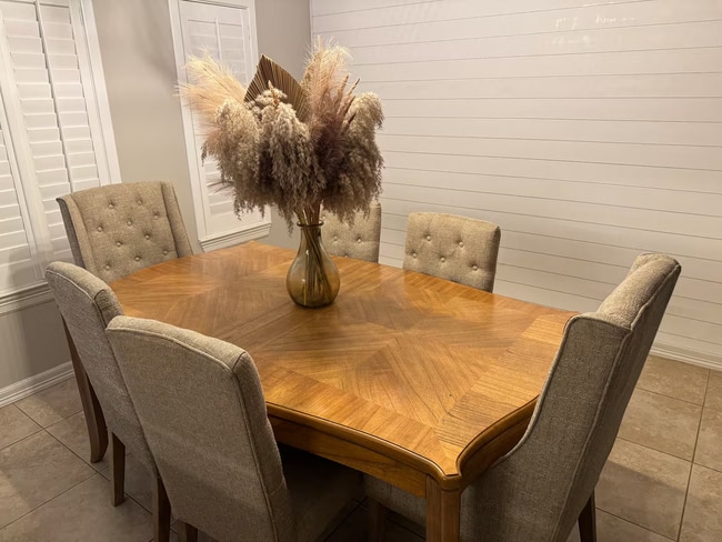 Comedor - 2304 Llano Mediano Ln