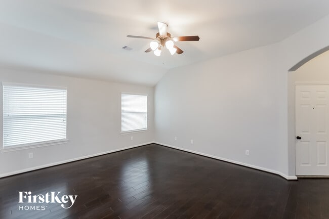 Photo - 6522 Hunters Creek Ln