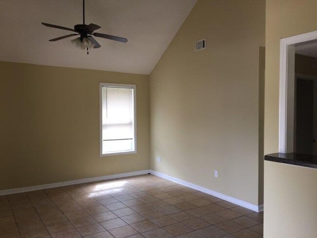 Photo - 3 BD/2 BA