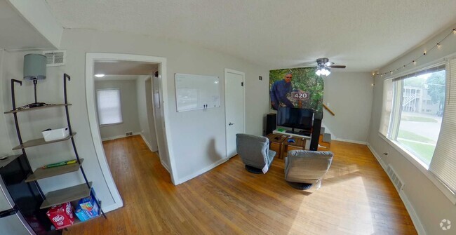 Building Photo - 3D Tour Available - Across the Street from... Rental