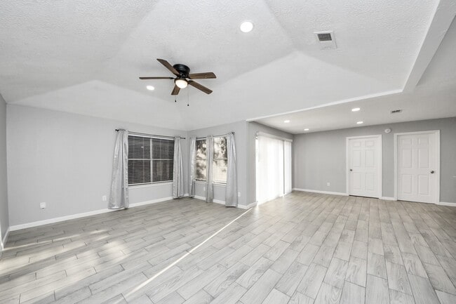 Photo - 2471 Falls Church Dr