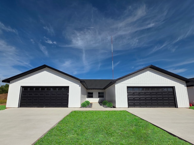 Building Photo - 1677-1679 Amy Street Unit 1677