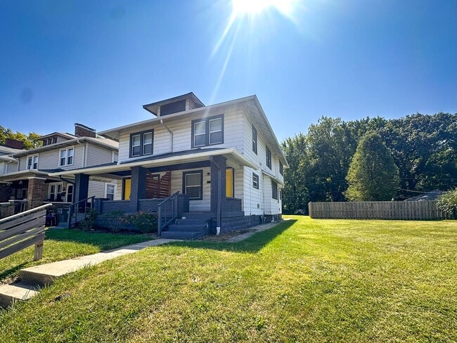 5033-5035 E New York St - 5033-5035 E New York St Apartment Unit 5033 E New York St