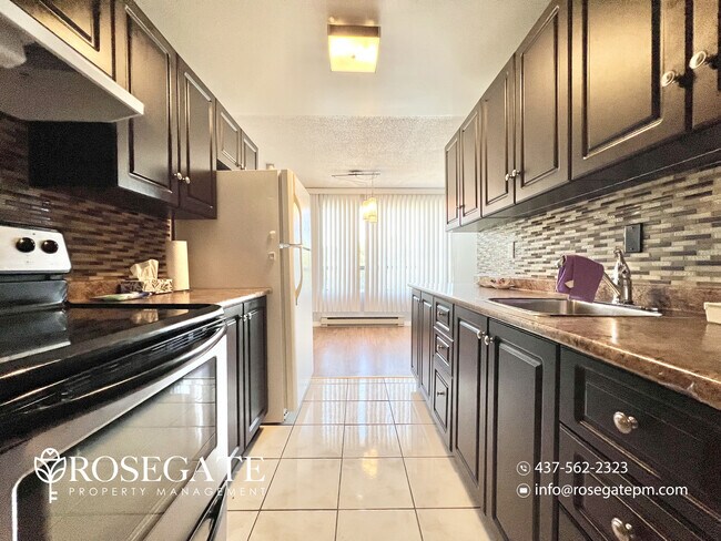Photo - Spacious 2-Bedroom Apartment in Prime London Location – 900 Sq Ft Unit 609