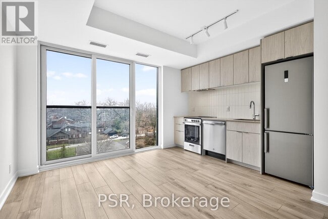 Photo - 1660 Bloor St W Unité 707