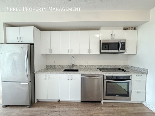Photo - Modern 1 Beds, 1 Baths Apartment/Condo | Pets Not Allowed Unit 1407