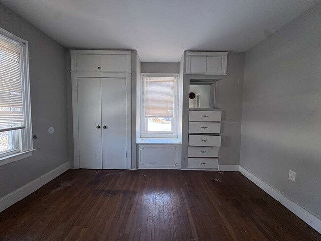 Photo - 240 Fountain St