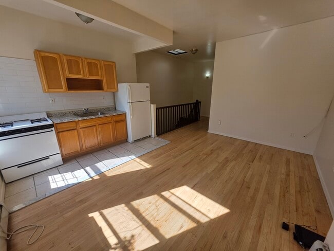 Photo - 317 E 169th St Unit 2