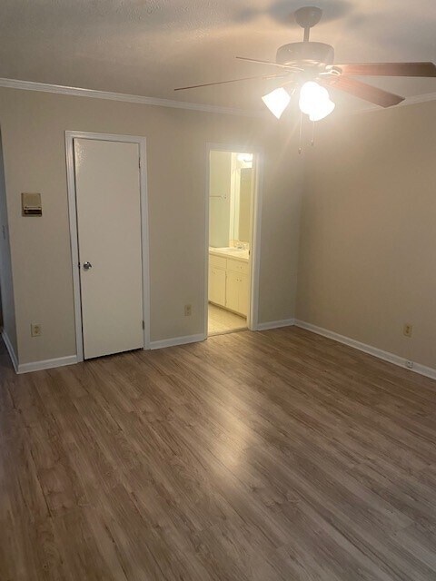 Photo - 4042 Camellia Dr