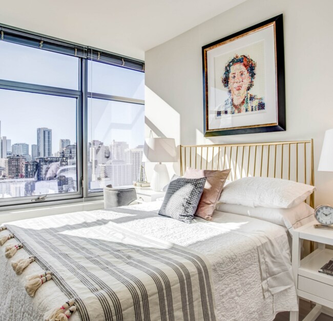 Photo - 342 W Chestnut St