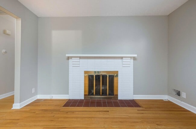 Photo - 1411 Herr Ln