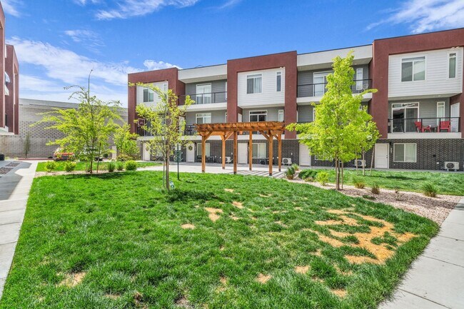 Building Photo - New 2024 Townhome with Office & 2 Car Garage