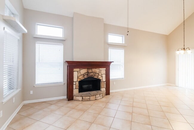 Photo - 8440 Auburn Dr