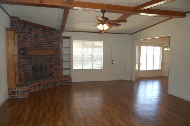 Photo - Three Bedroom in Southwest Lubbock - Great Location!