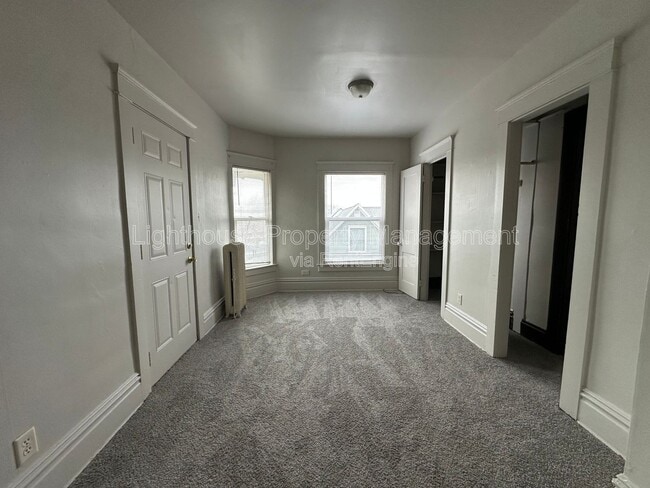 Photo - 566 Capital Ave SW Unit 4