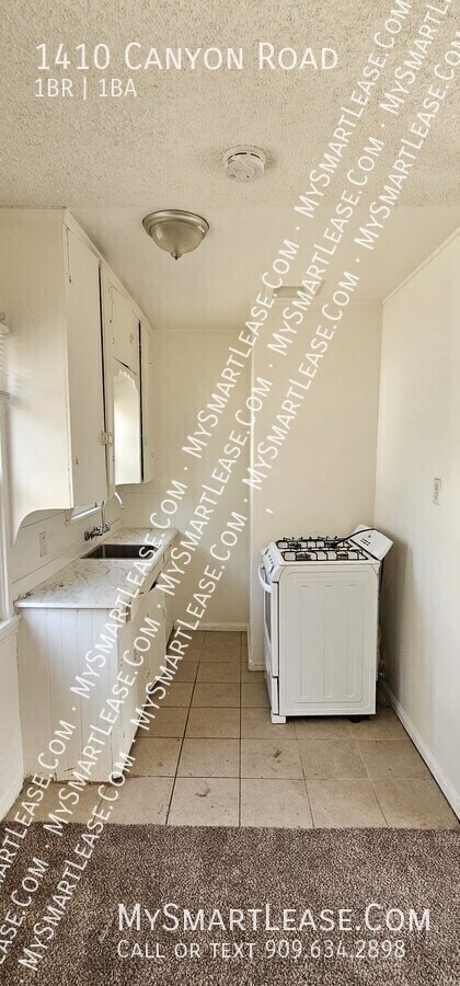 Photo - 1410 Canyon Rd
