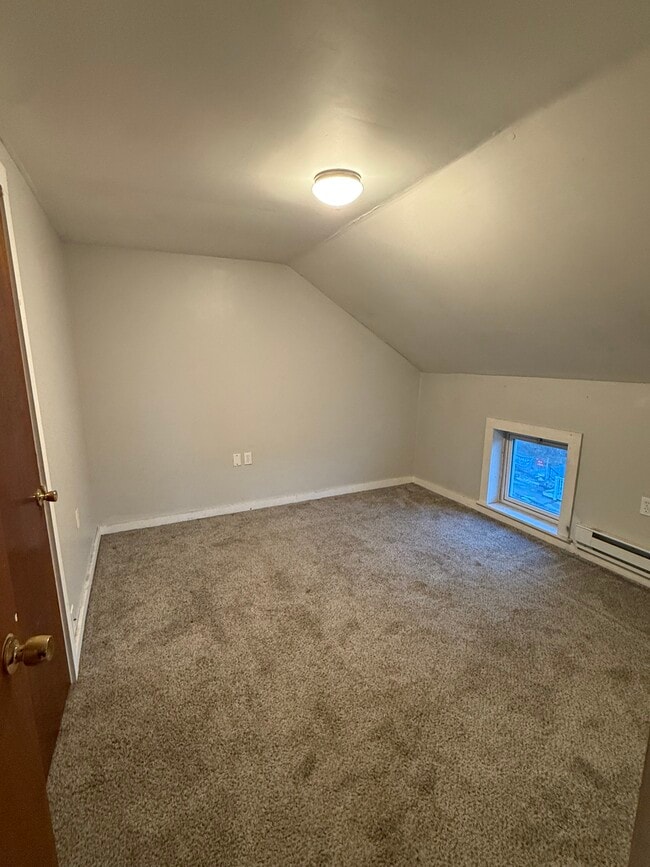 Photo - 15 Railroad Pl