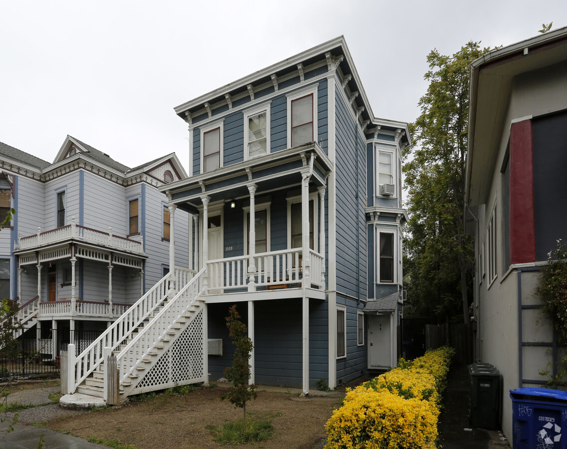 Primary Photo - 1229 F St Apartments