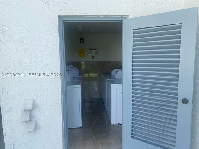 Photo - 9520 SW 8th St Unit 118