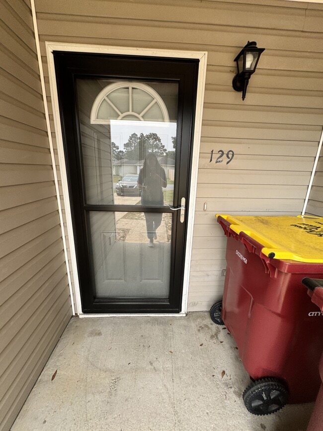 Photo - 129 Oak Terrace Dr