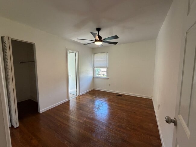 Photo - 1332 Champaign Ave