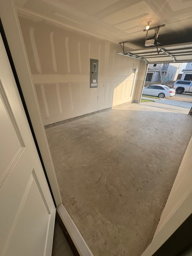 Garage - 12169 Steeplechase Dr