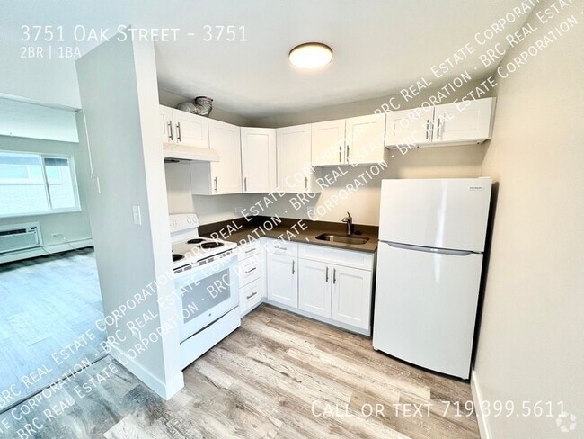 Building Photo - 3751 Oak St Unit 3751 Rental