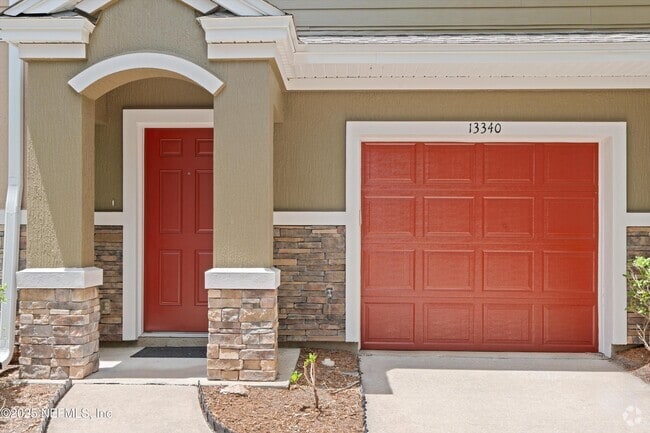 Building Photo - 13340 Ocean Mist Dr Rental