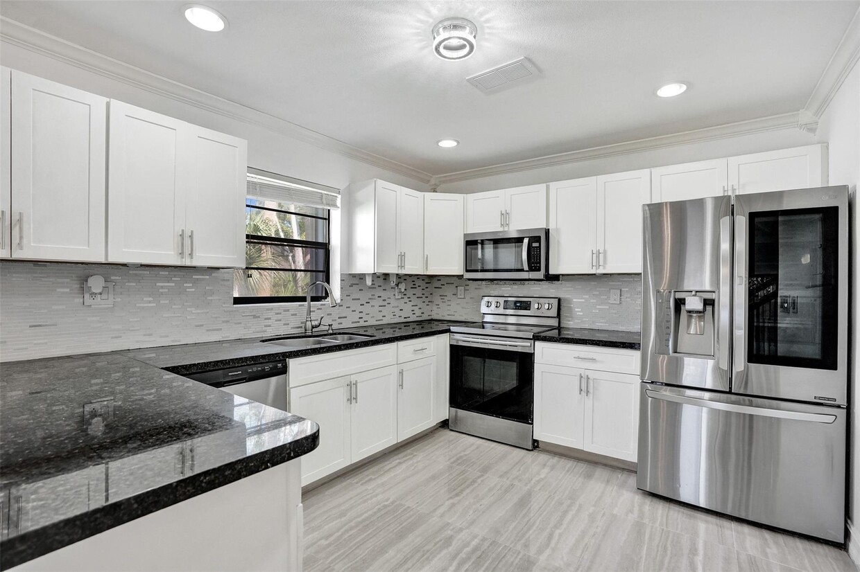 Photo - 8932 SW 22nd St (Boca Raton, FL)