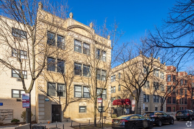 Building Photo - 520-28 W. Surf St.