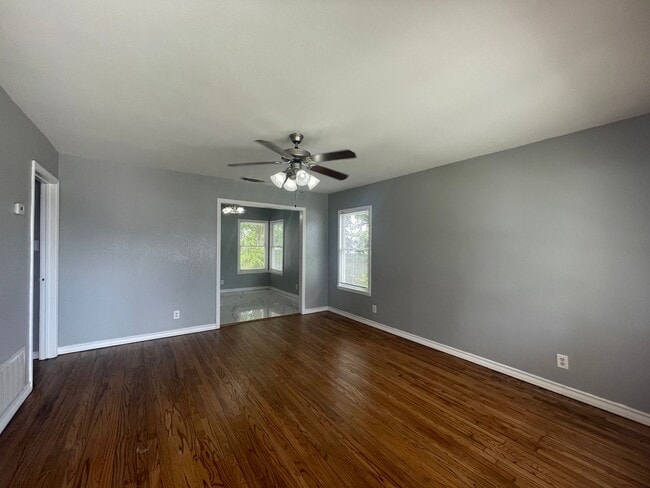 Photo - 4501 Moravian Dr
