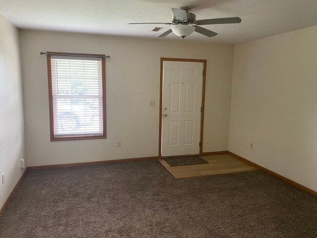 Photo - New Phila Duplex Unidad 589 Ridge Avenue