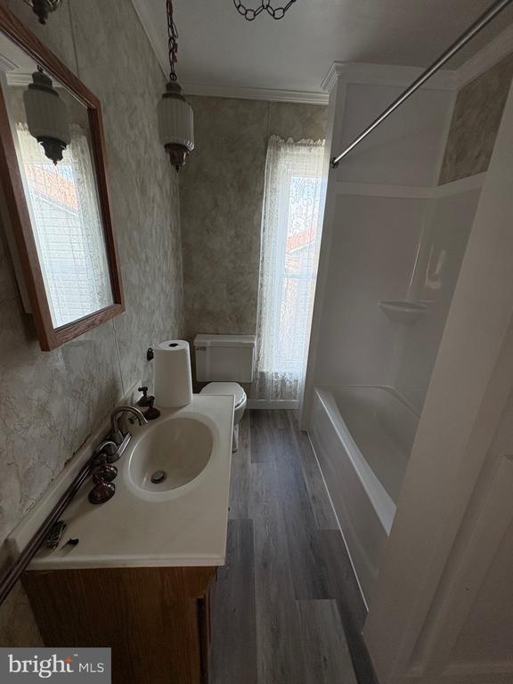 Photo - 50 E North St Unit 2