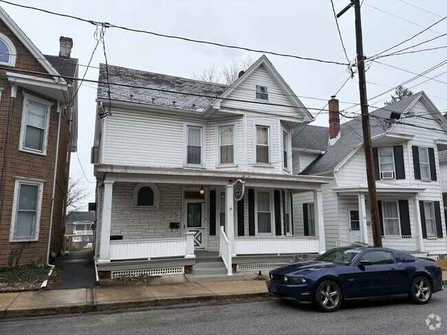 Building Photo - 120 W. Second Street Unit Commercial Rental