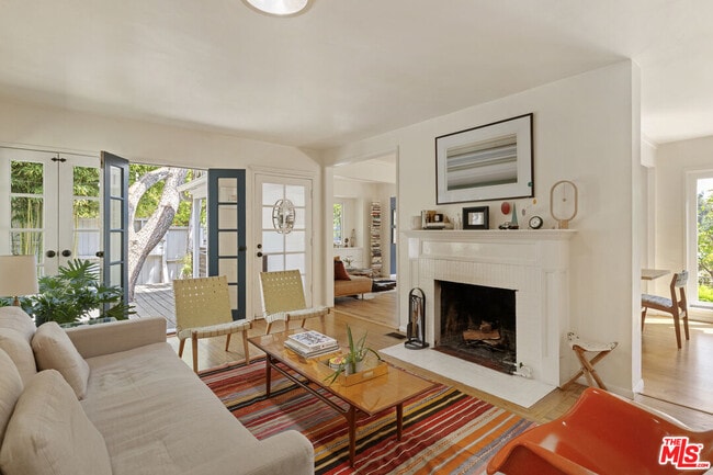 Photo - 8534 Walnut Dr
