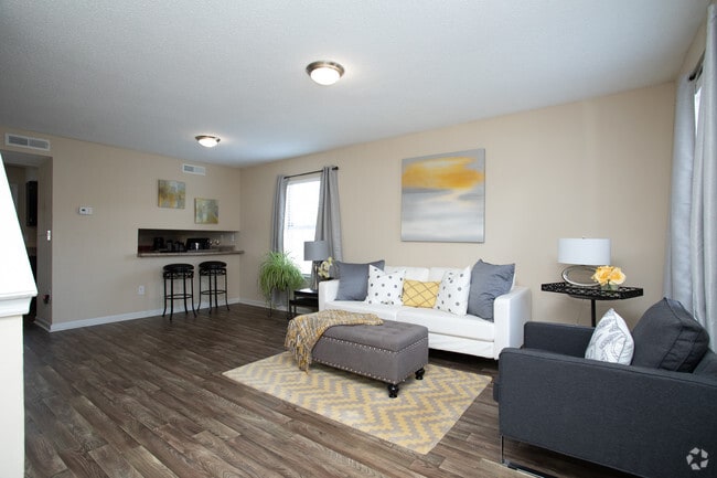 2BR, 1.5BA - 1000SF - Georgia Green Apartments