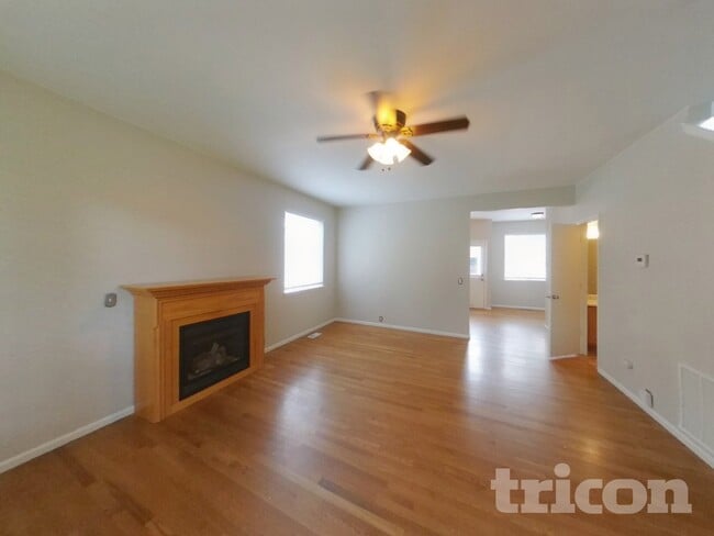 Photo - 2434 St Paul Dr