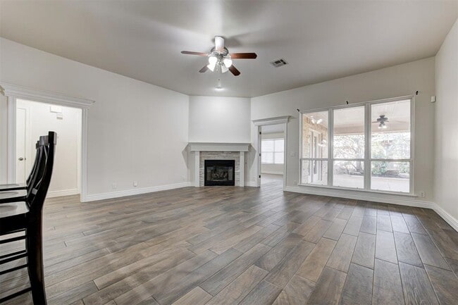 Photo - 1708 NW 161st Cir