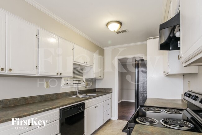 Photo - 3854 Waterfall Dr